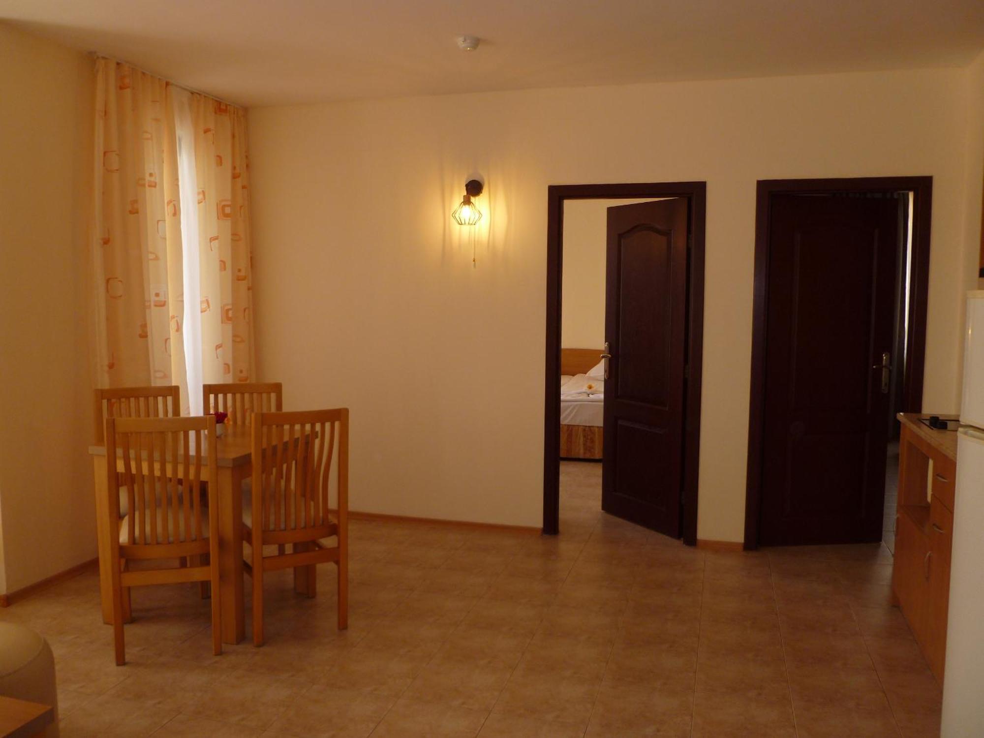 Apartment Tourist Complex Rose Village Sluneční pobřeží Exteriér fotografie